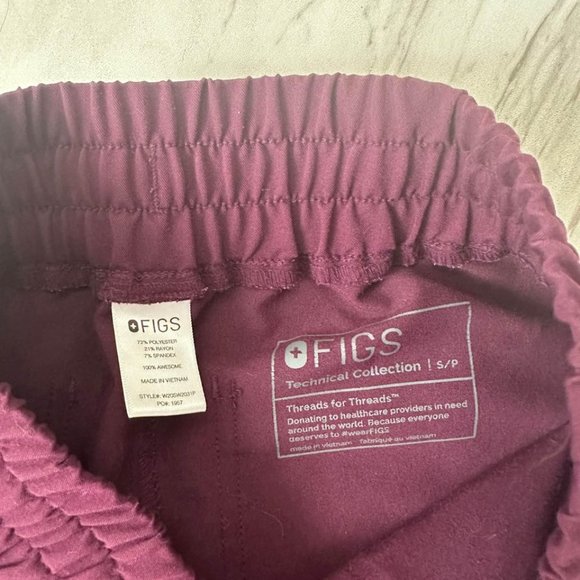 Small petite Deep Purple Figs Scrub Pants - Picture 6 of 8